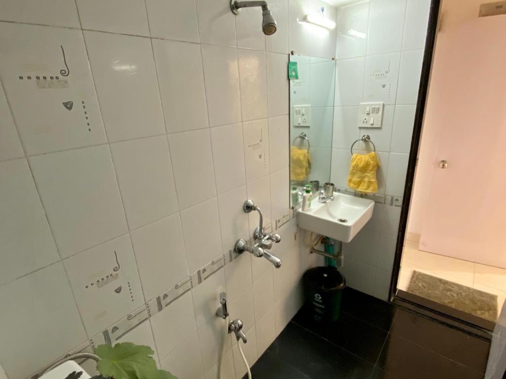 Apartament Entire 3 Bedroom With Balconies Bandra Bombaj